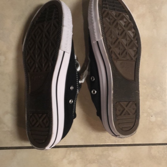 Converse - Picture 2 of 2